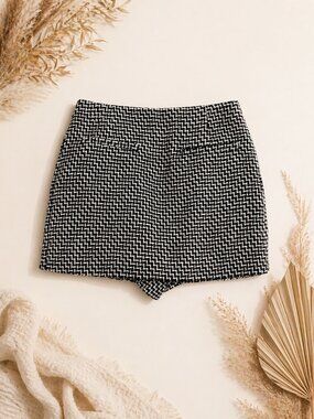 Zara Tweed Skort Size S Black White Houndstooth Mini Skirt Shorts NWT